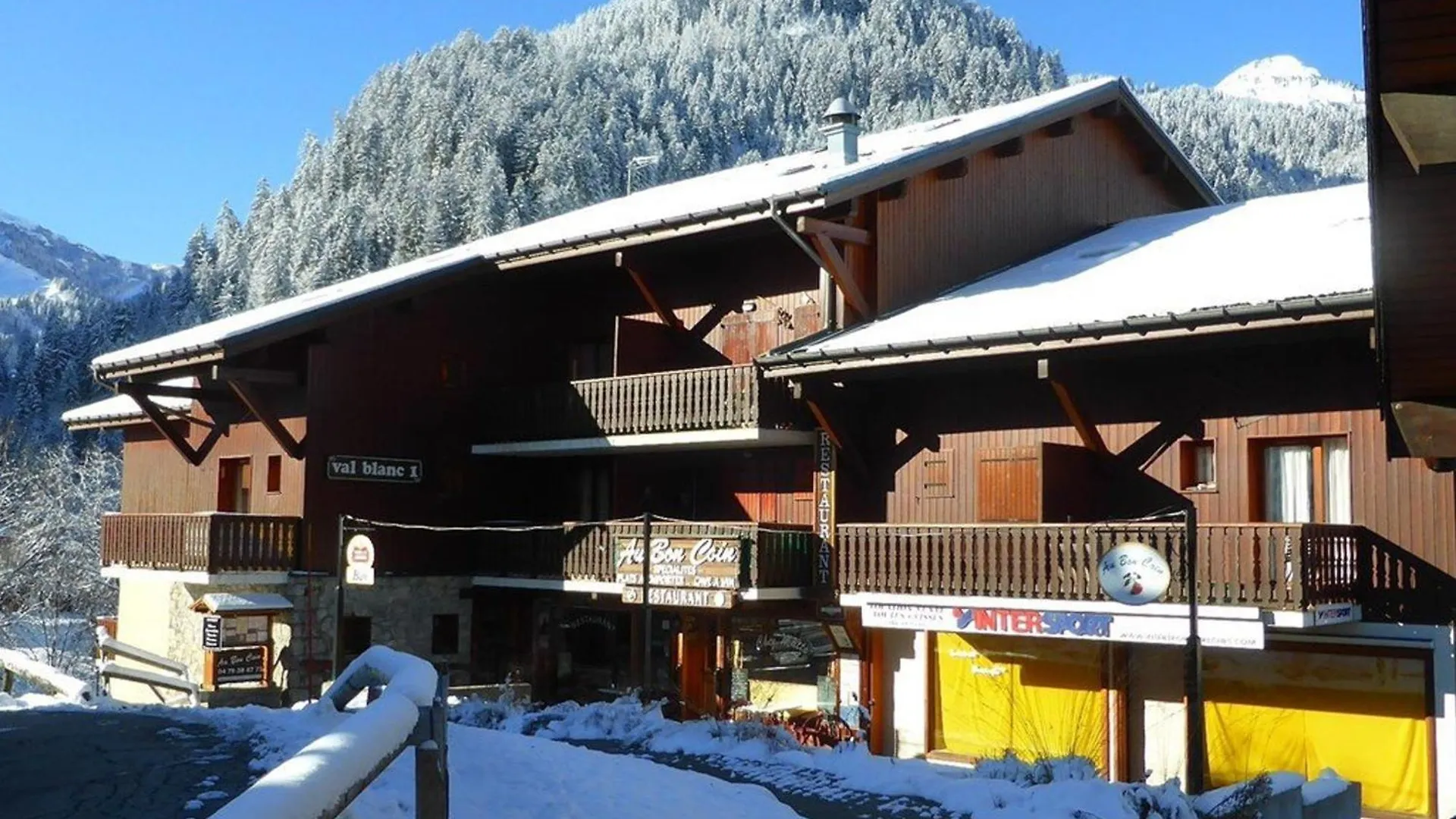 Apartment Appartement Renove Au Coeur D'Areches-Beaufort, Proche Pistes, Balcon Plein Sud, Piscine, Pour 4 Pers. - Fr-1-342-167